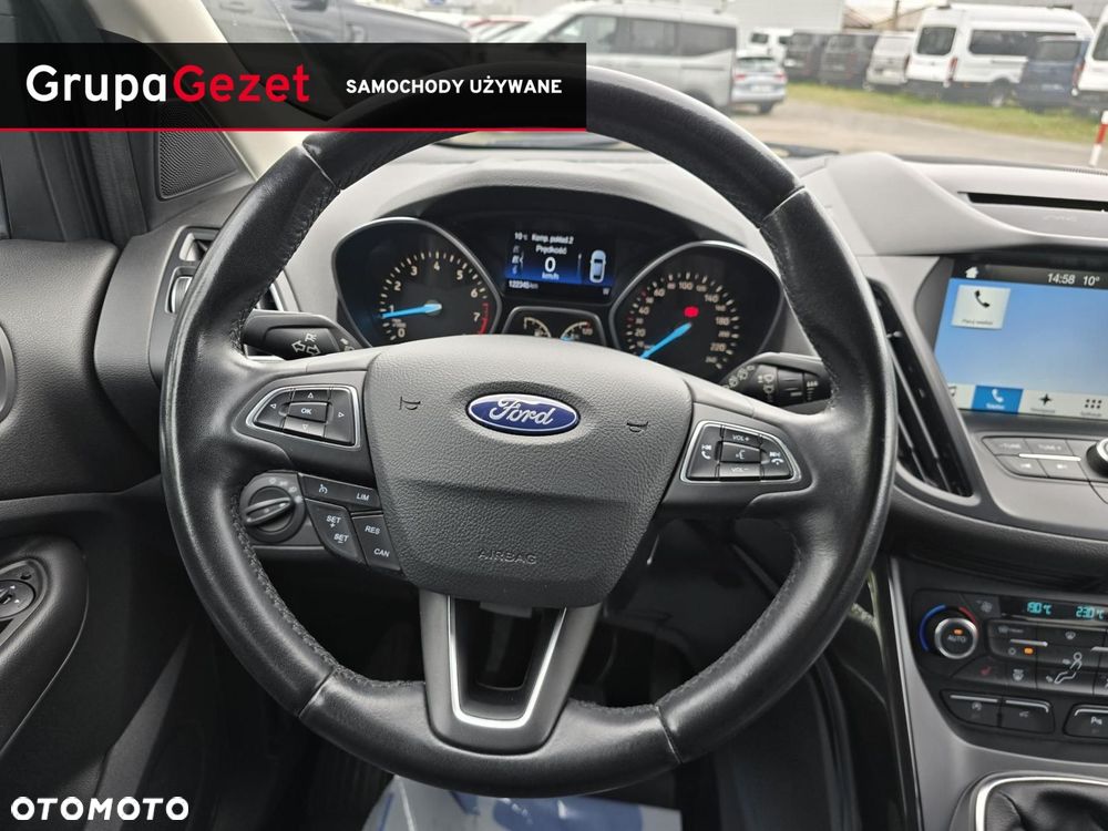 Ford Kuga - 15