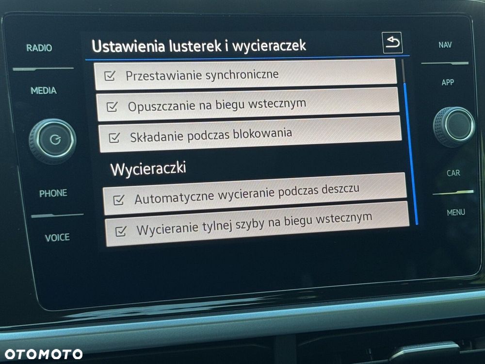 Volkswagen T-Roc 1.5 TSI Life - 26