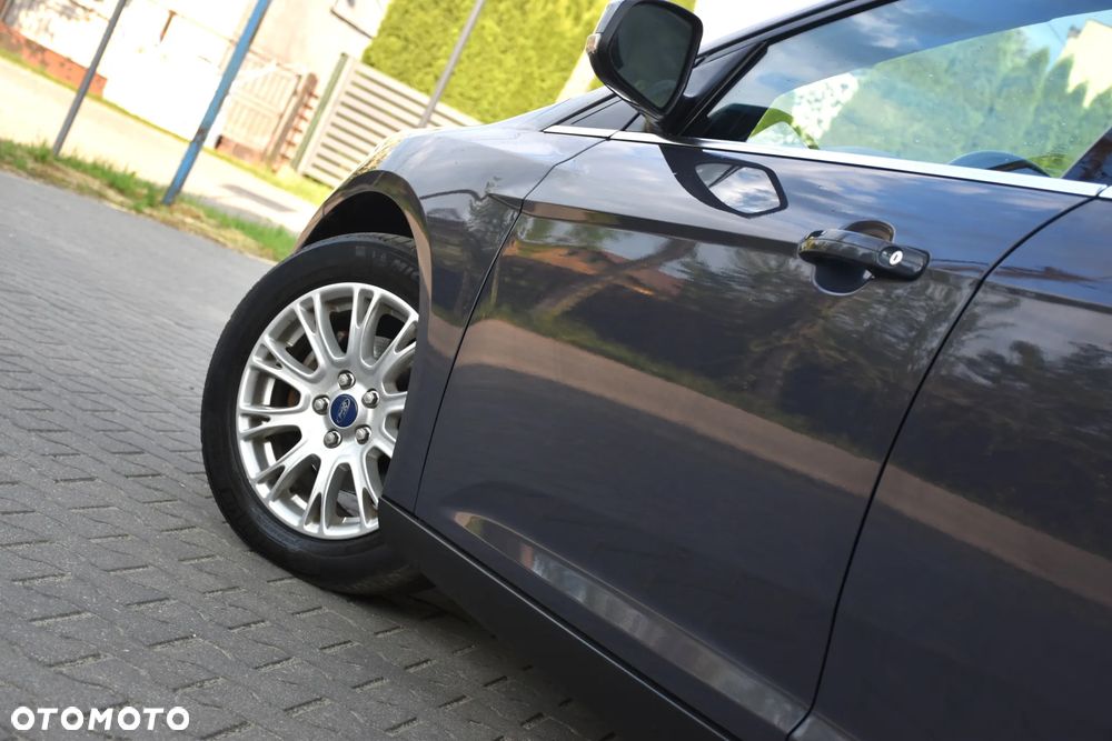 Ford Focus 1.6 TDCi DPF Titanium - 36