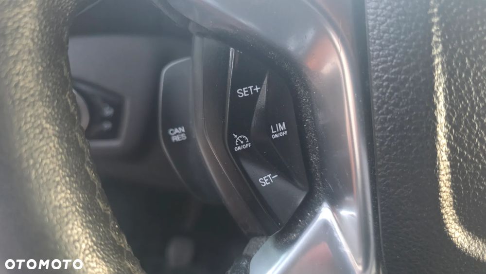 Ford CONNECT - 29