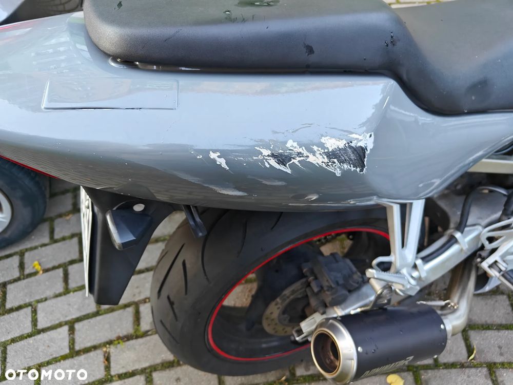 Honda CBR - 4