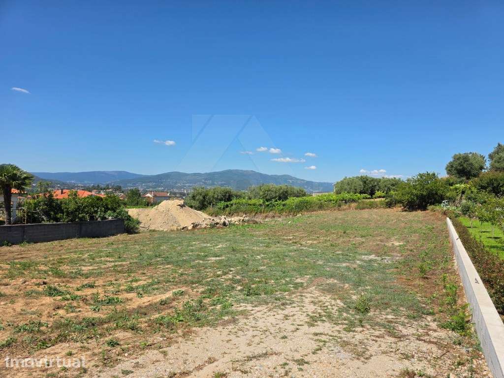 Lote para construção na Correlhã - Grande imagem: 2/8
