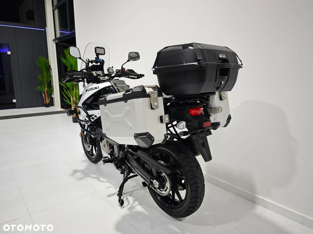 Suzuki V-STROM - 23