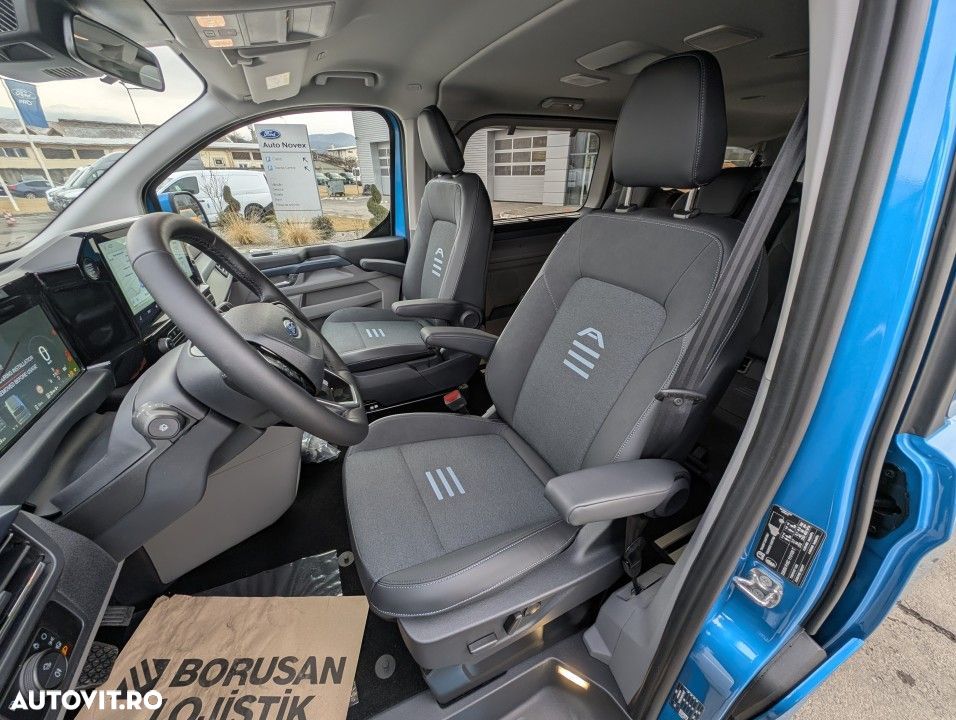 Ford Tourneo Custom - 24