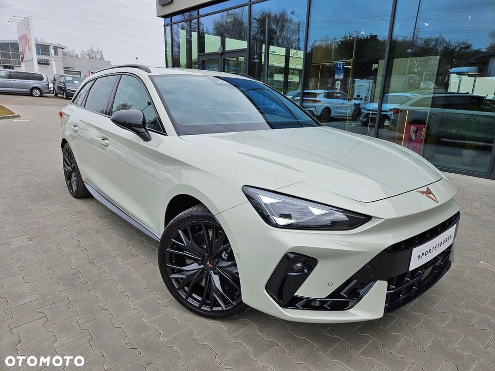 Cupra Leon Sportstourer 2.0 TSI 4Drive VZ DSG - 4