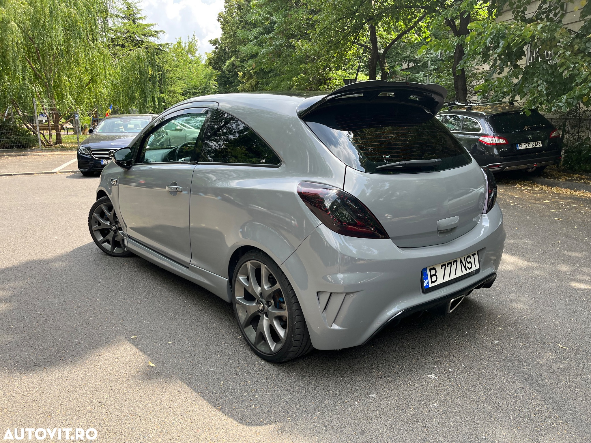 Opel Corsa 1.6 Turbo OPC - 8