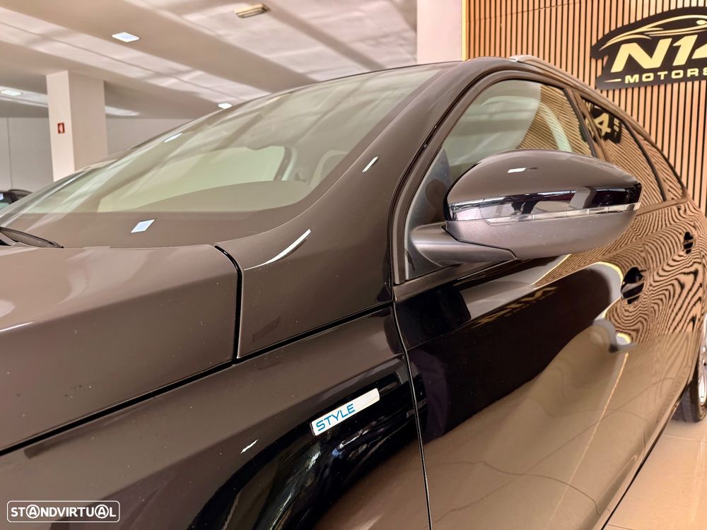 Peugeot 308 SW 1.5 BlueHDi Active - 23