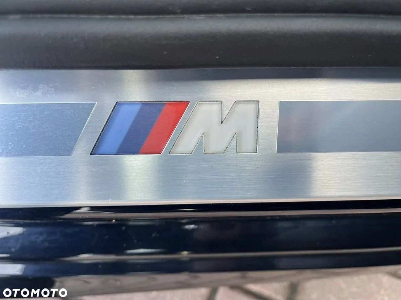 BMW Seria 8 - 12