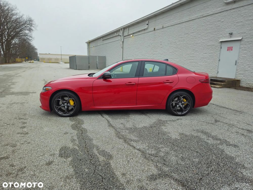 Alfa Romeo Giulia 2.0 Turbo TI Q4 - 9