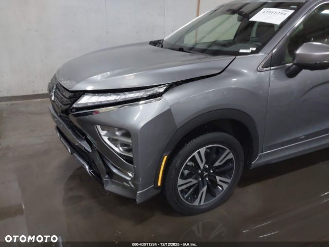 Mitsubishi Eclipse Cross - 14