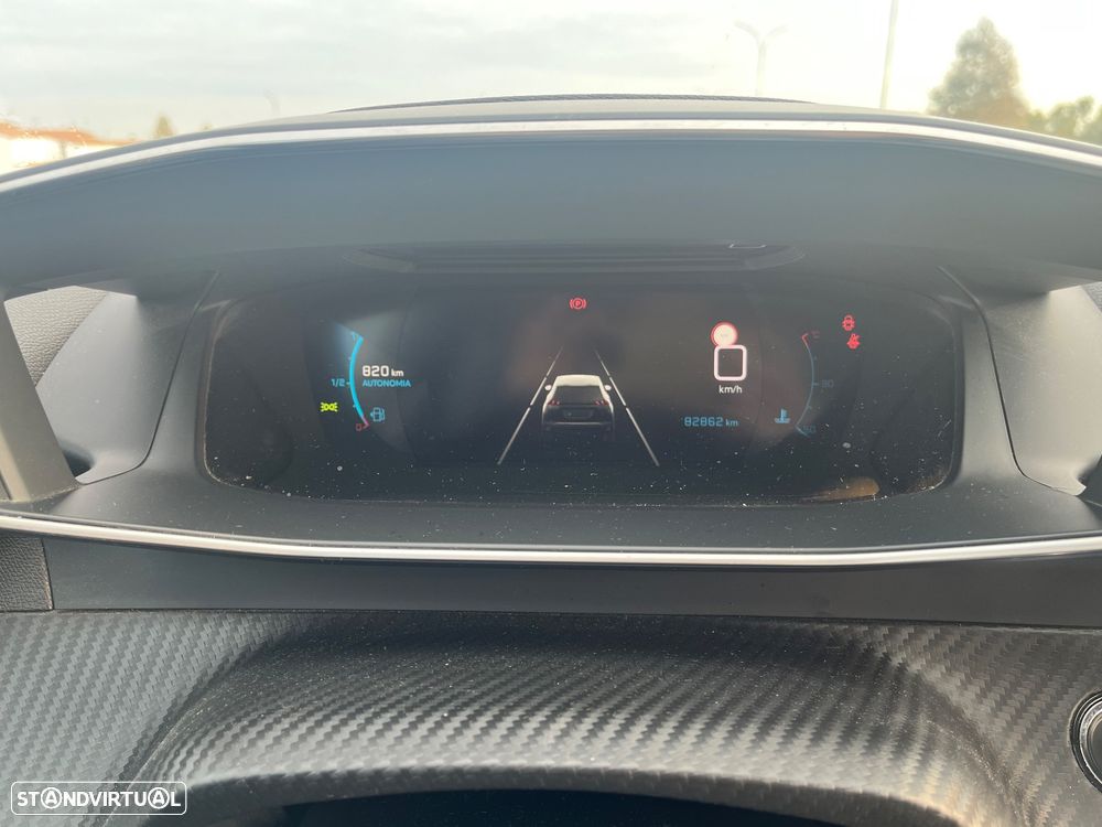 Peugeot 2008 - 5