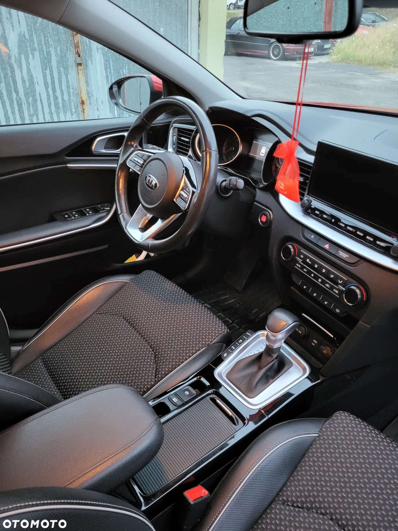 Kia XCeed 1.4 T-GDI L Business Line DCT - 6