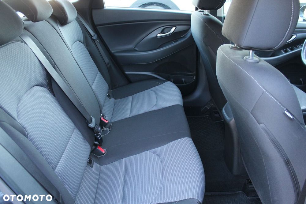 Hyundai i30 1.5 DPI Modern - 15