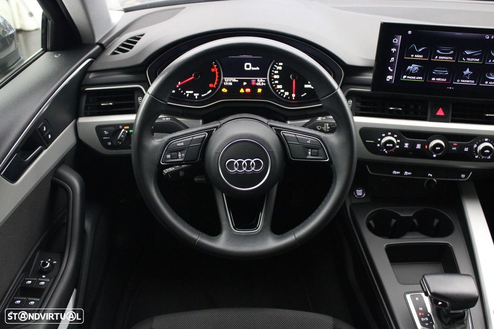 Audi A4 Avant 30 TDI S tronic — fotografia 9