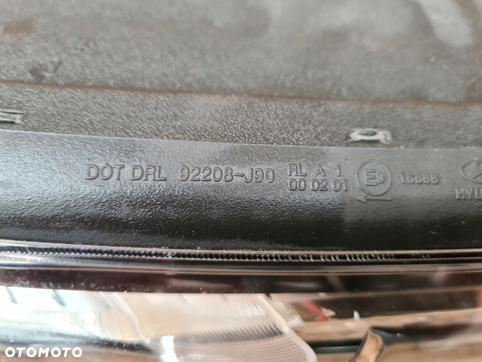 HYUNDAI KONA HALOGEN DRL LED PRAWY 92208-J9000 - 6