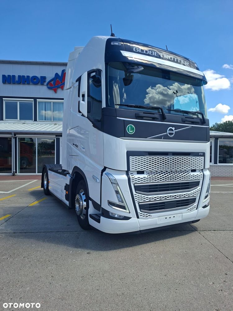 Volvo FH 460 GLOBETROTTER XL I-SAVE + ADR - 2