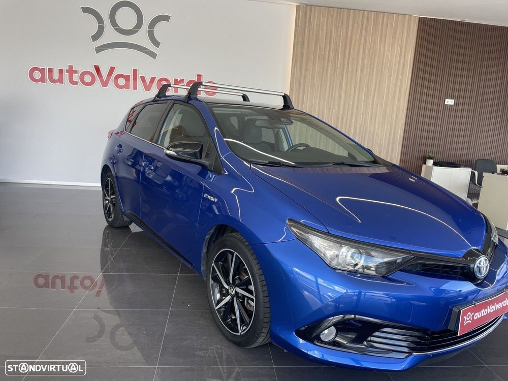 Toyota Auris 1.8 HSD Comfort +P.Techno+P.Sport - 3