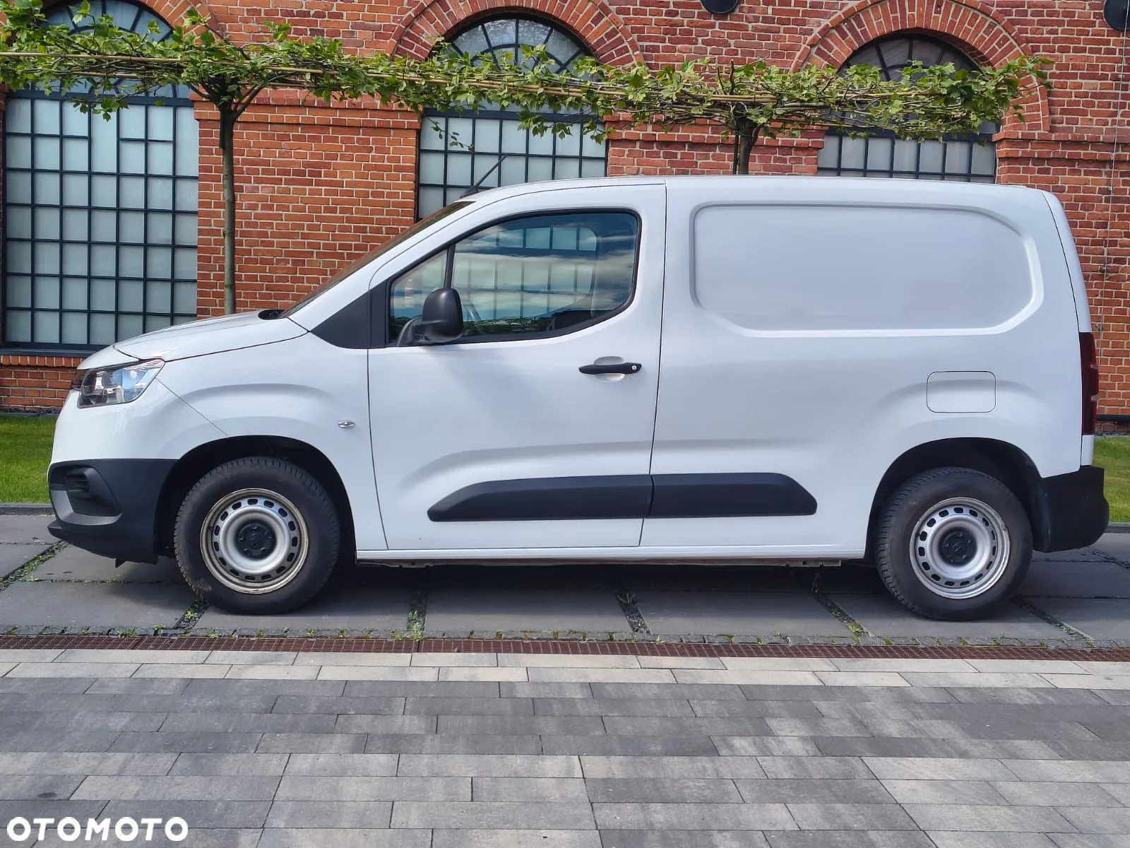 Toyota ProAce CITY Kangoo Express PARTNER Berlingo - 9