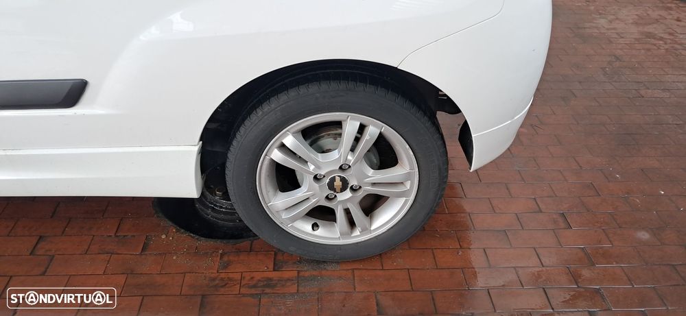 Chevrolet Aveo 1.2 LS - 3