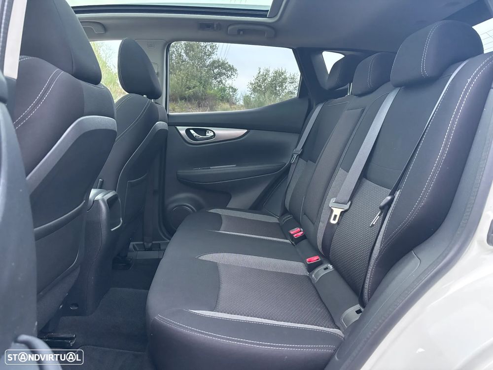Nissan Qashqai 1.5 dCi N-Connecta Led - 8