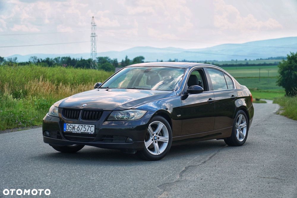 BMW Seria 3 325i - 1
