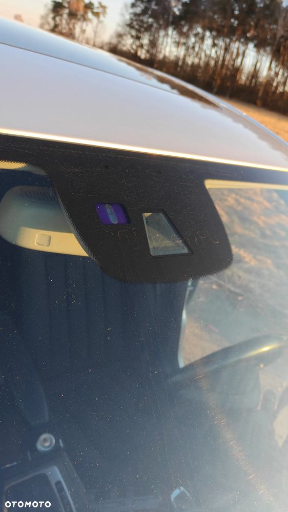 Mercedes-Benz Klasa E 200 CGI BlueEFFICIENCY Automatik Elegance - 15