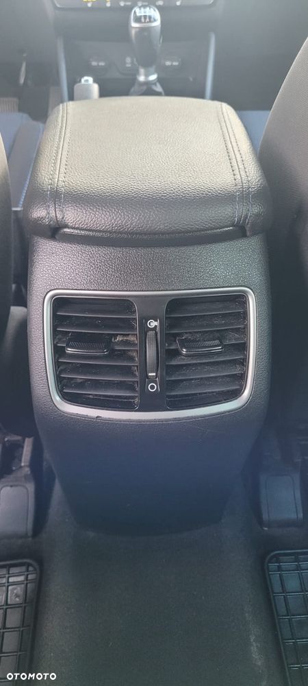 Hyundai Tucson 1.6 GDI BlueDrive Comfort 2WD - 23