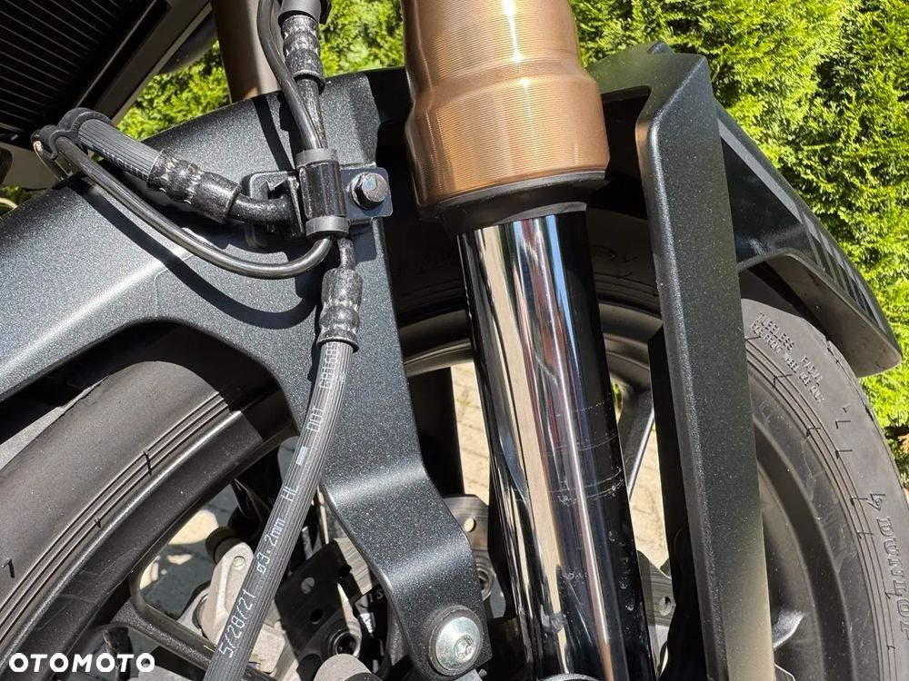 Honda CB - 2
