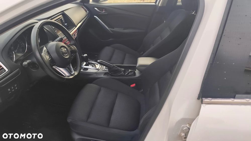 Mazda 6 2.0 Exclusive + - 5