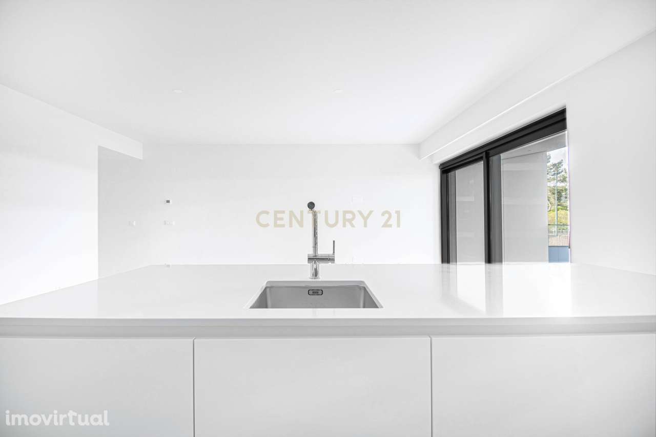 T2 com varanda no condomínio DUUO | Piscina, ginásio e garagem | Aveni - Grande imagem: 5/30