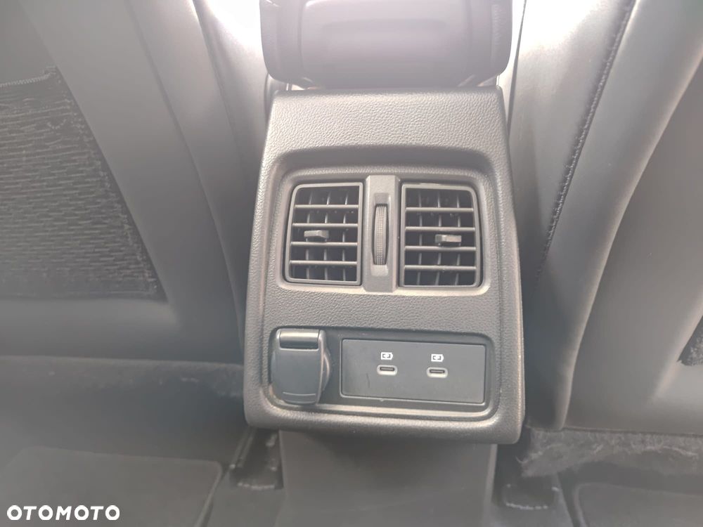 Renault Symbioz - 15