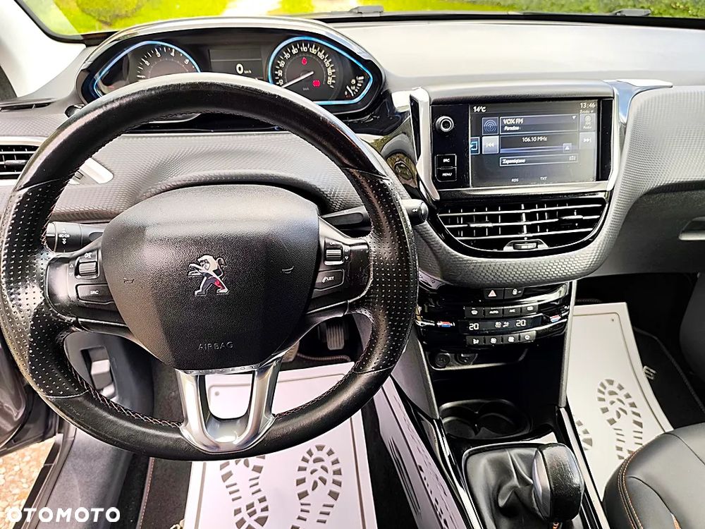 Peugeot 2008 PureTech 110 Stop&Start Crossway - 11