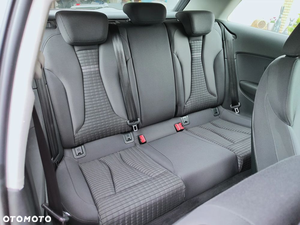 Audi A3 3-drzwiowe 1.4 TFSI S line Sportpaket - 27