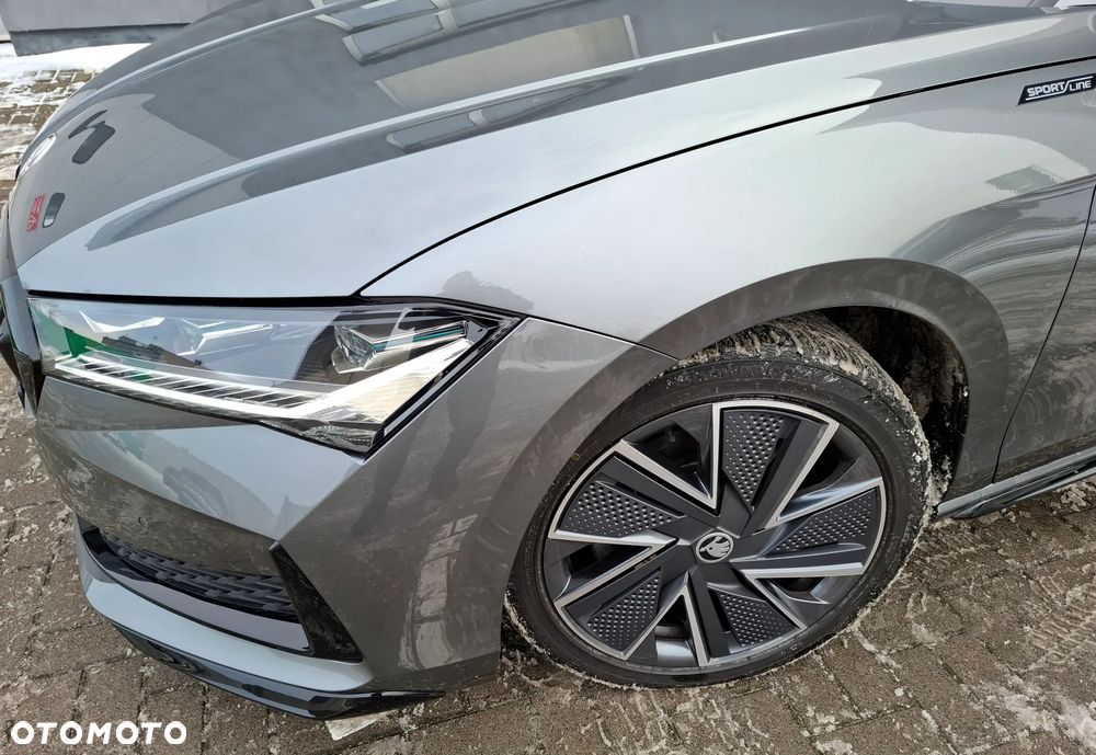 Skoda Superb 1.5 TSI Sportline DSG - 8