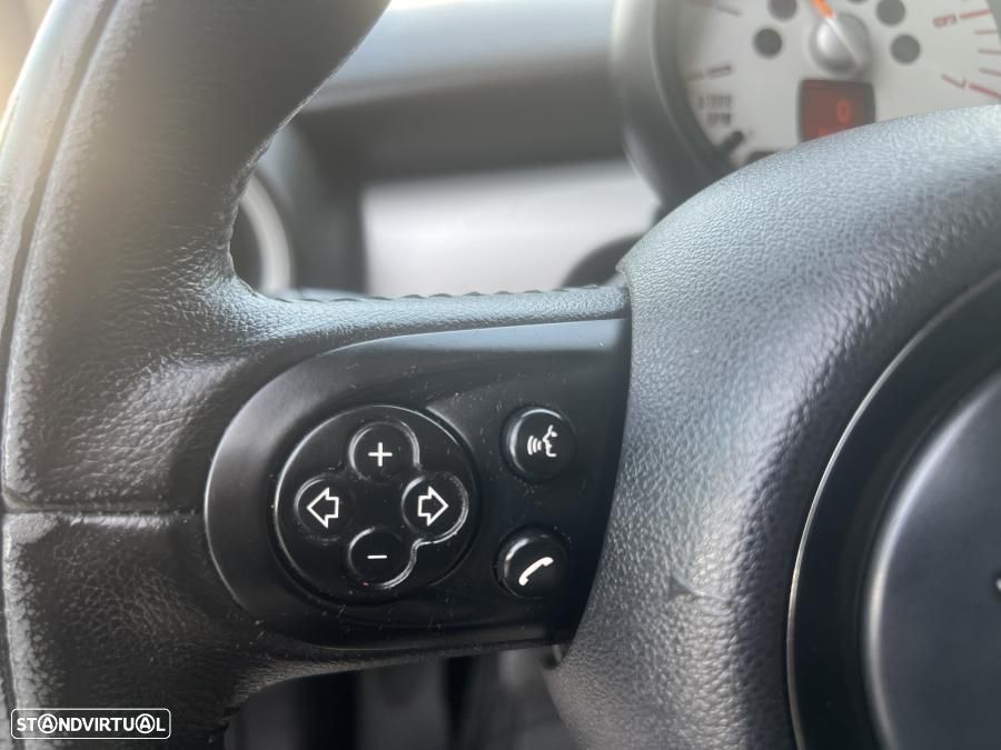 MINI 3 Portas One D - 20