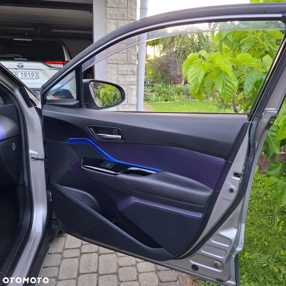 Toyota C-HR Style Selection - 17