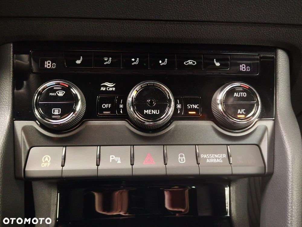 Skoda Karoq 2.0 TDI SCR 4x4 Sportline DSG - 30