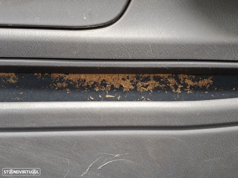 Quartela Frente Direita  Nissan Pick Up (D22) - 2