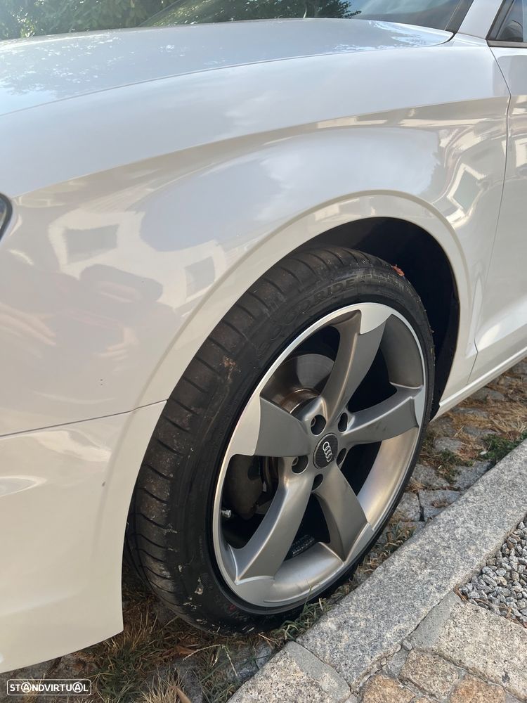 Audi A3 Limousine 1.6 TDI (clean diesel) Attraction - 4