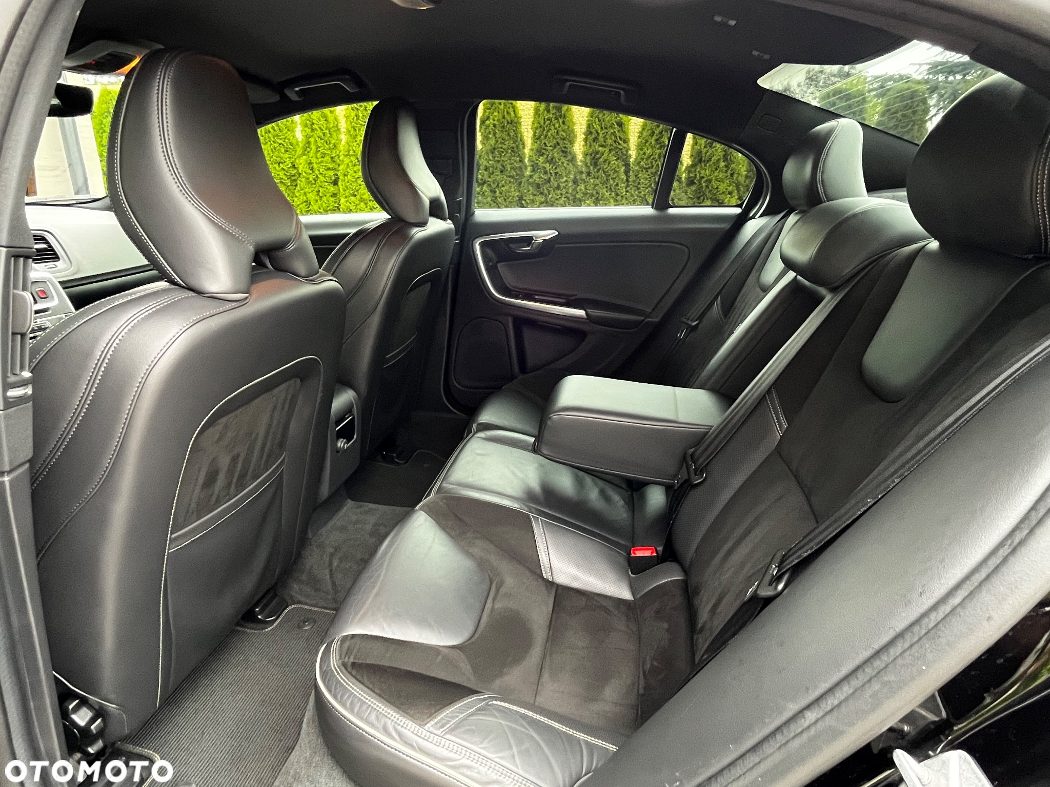 Volvo S60 D4 Drive-E R-Design Momentum - 22