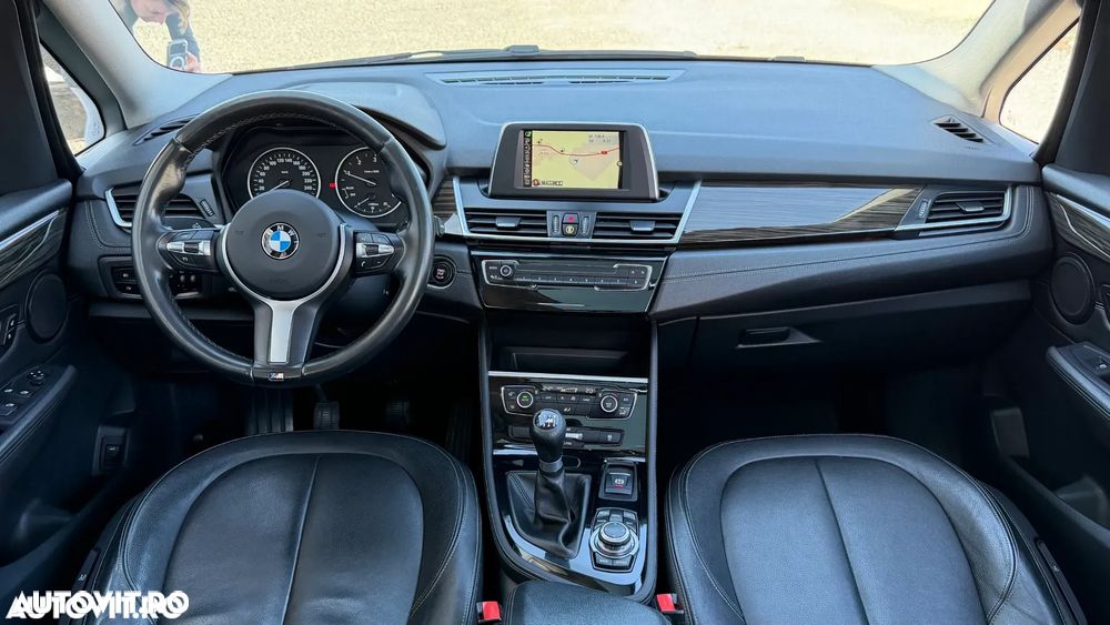 BMW Seria 2 216d Luxury Line - 6