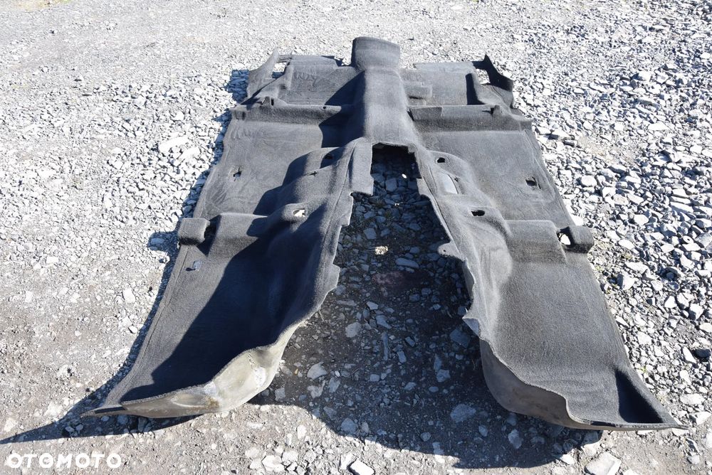 JEEP CHEROKEE KJ DYWAN WYKŁADZINA - 1