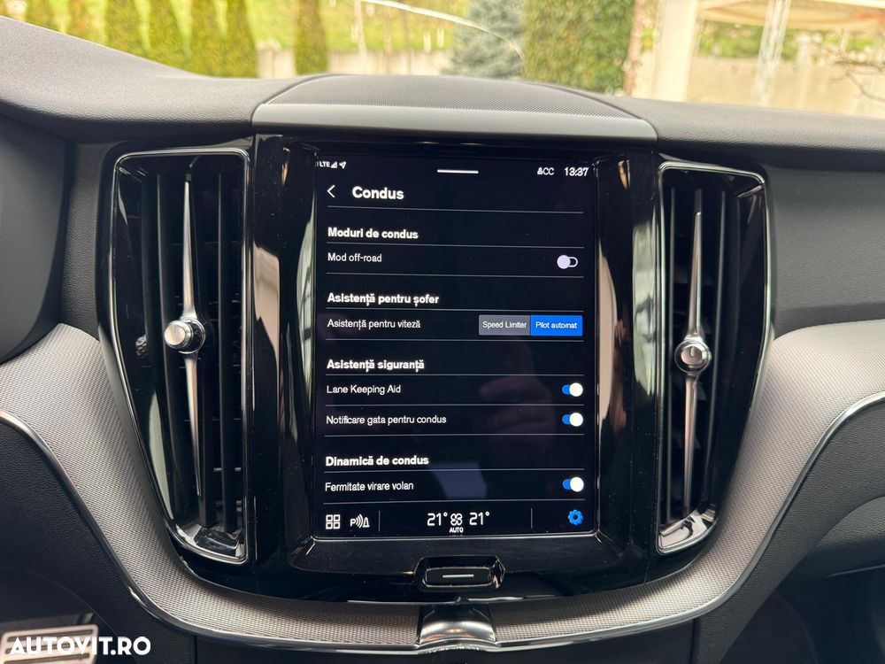 Volvo XC 60 B4 D AWD Geartronic RDesign - 22