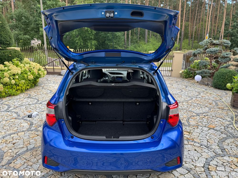 Toyota Yaris 1.0 Premium EU6 - 13