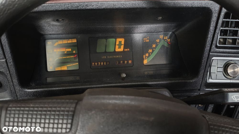 Opel Ascona - 16