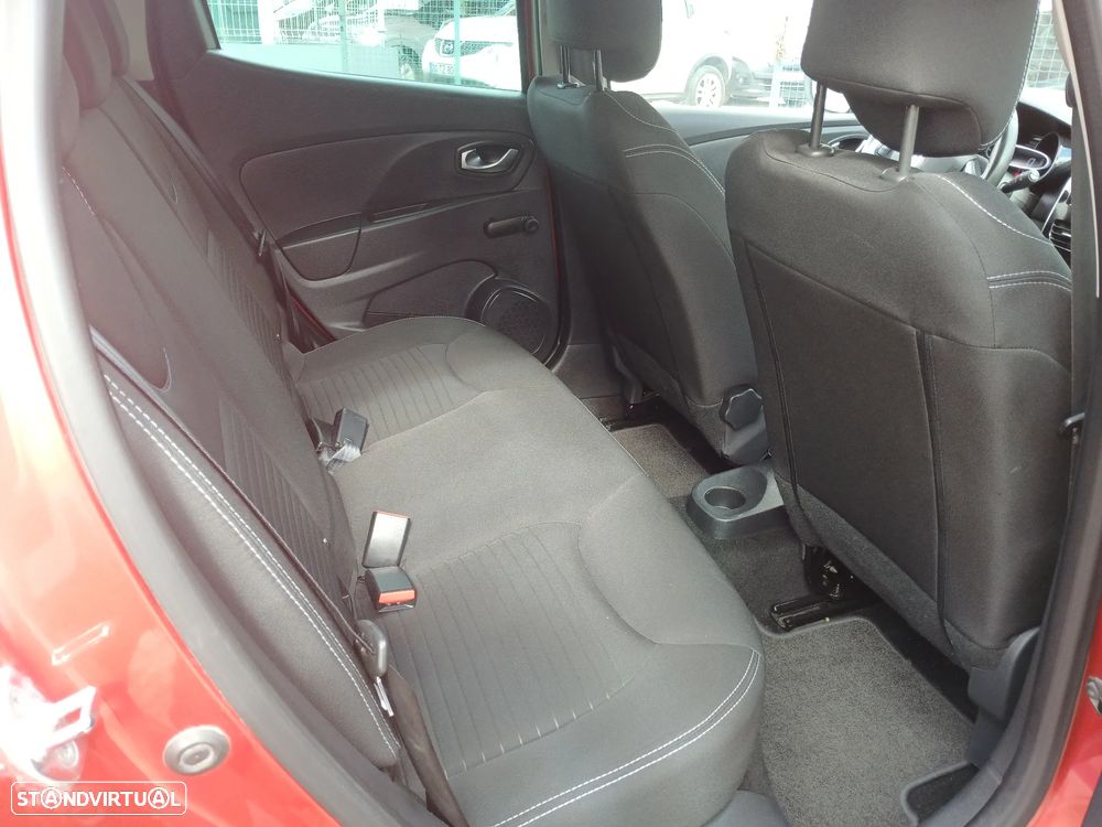Renault Clio 0.9 TCe Limited - 19