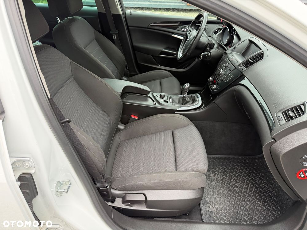 Opel Insignia 2.0 CDTI - 32