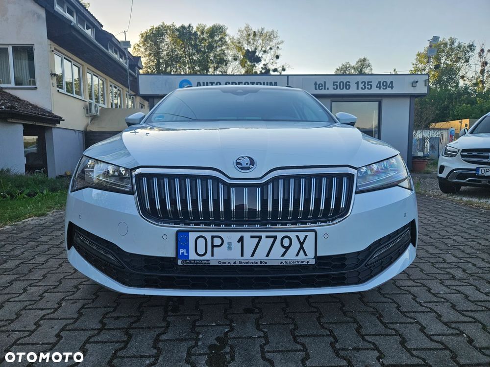 Skoda Superb 2.0 TDI DSG Ambition - 3