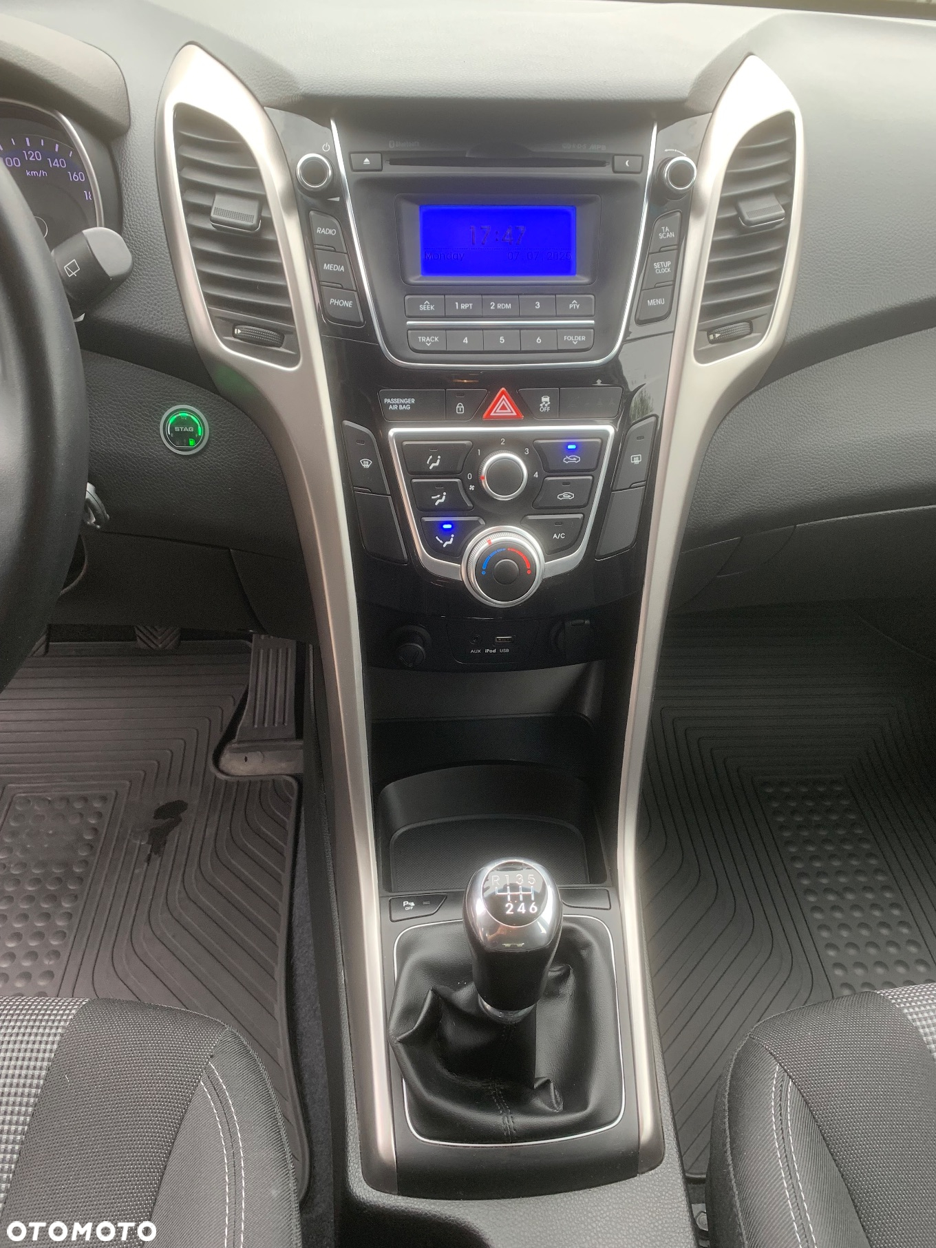 Hyundai i30 1.6 Comfort - 17