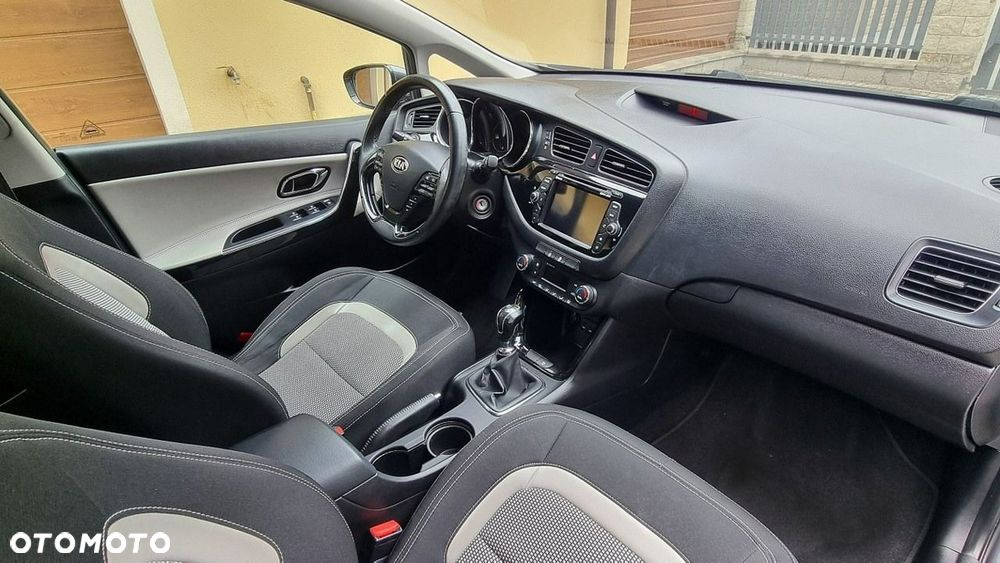 Kia Ceed - 15
